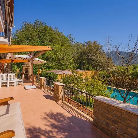 - Tradational Greek In Kayakoy Фетхие